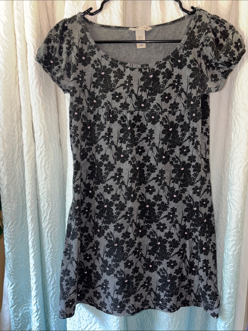 H&M Young Gray Dress with Black Floral Print